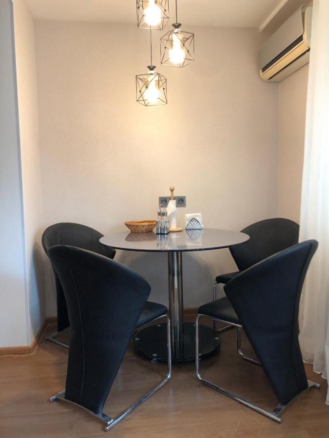 Stylish Apartments In The Heart Of The City! Tasjkent Buitenkant foto