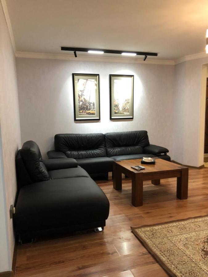 Stylish Apartments In The Heart Of The City! Tasjkent Buitenkant foto